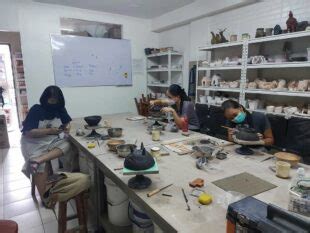 11 Art Studios In Metro Manila For Pottery, Painting, & Woodwork.